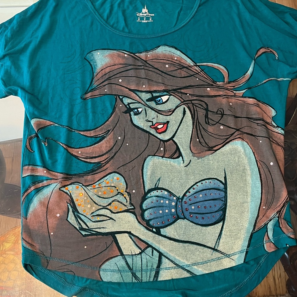 Teal Little Mermaid T-shirt. Size M